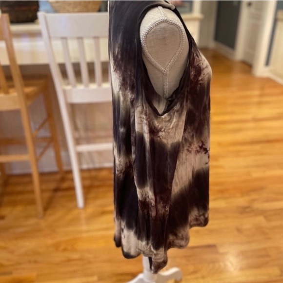 1.4.3 Story navy blue and cream tan rue dyed cold shoulder tunic - Picture 6 of 7